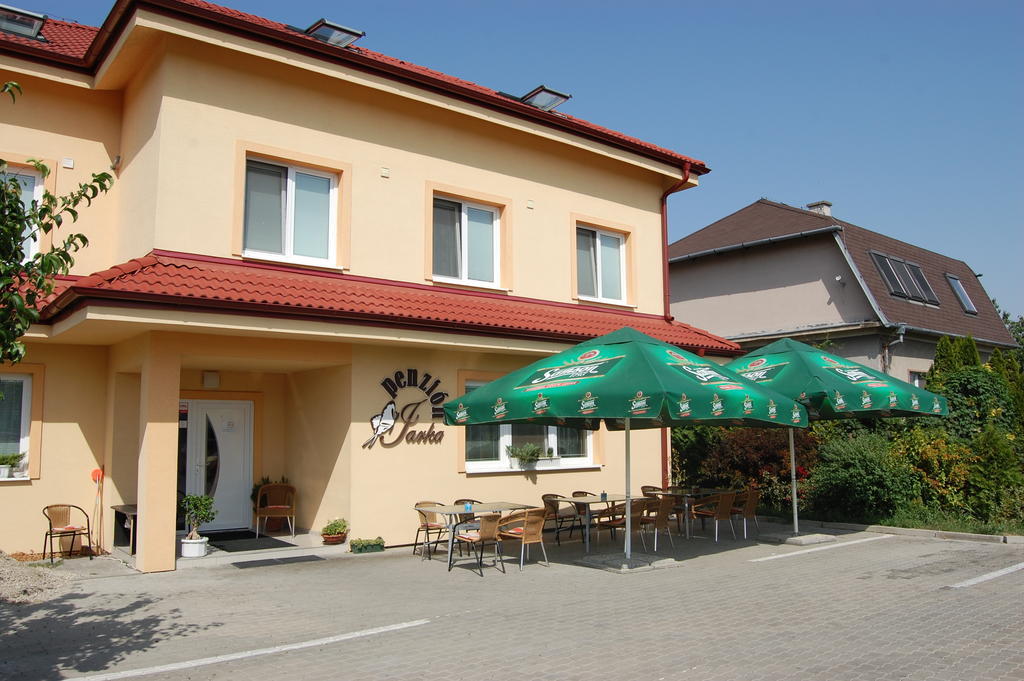 Penzion Jarka Bratislava Exterior photo