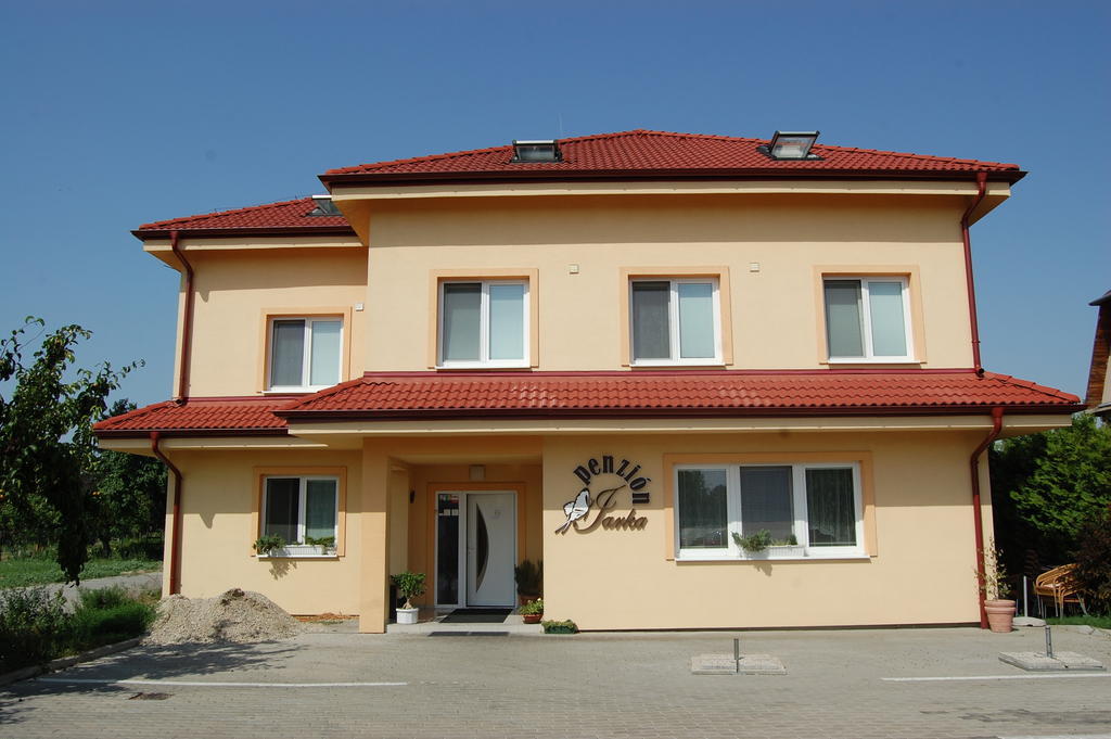 Penzion Jarka Bratislava Exterior photo